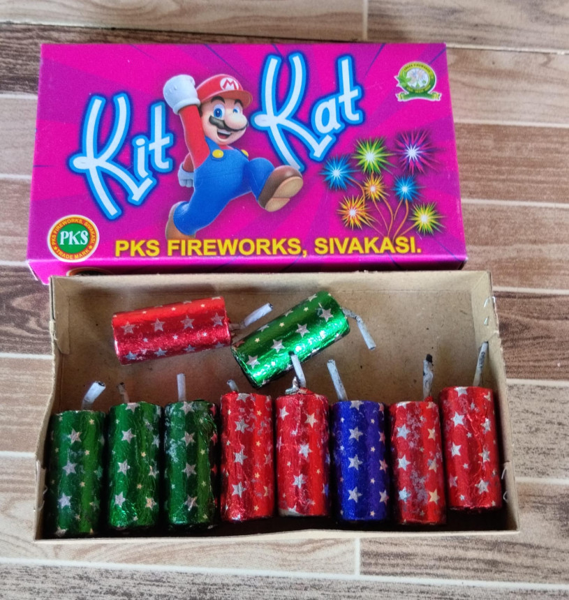 KIT KAT